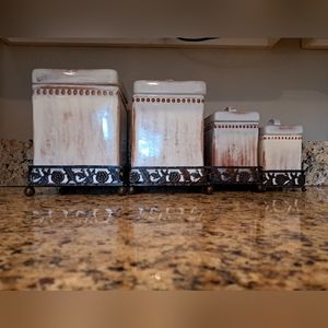 I GODINGER & CO. 4-Piece Ceramic Canister Set